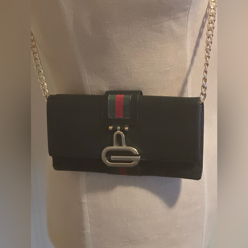 Preloved Gucci Jacquard/Leather Sherry Line Black Wallet; can use as crossbody. - Picture 7 of 12